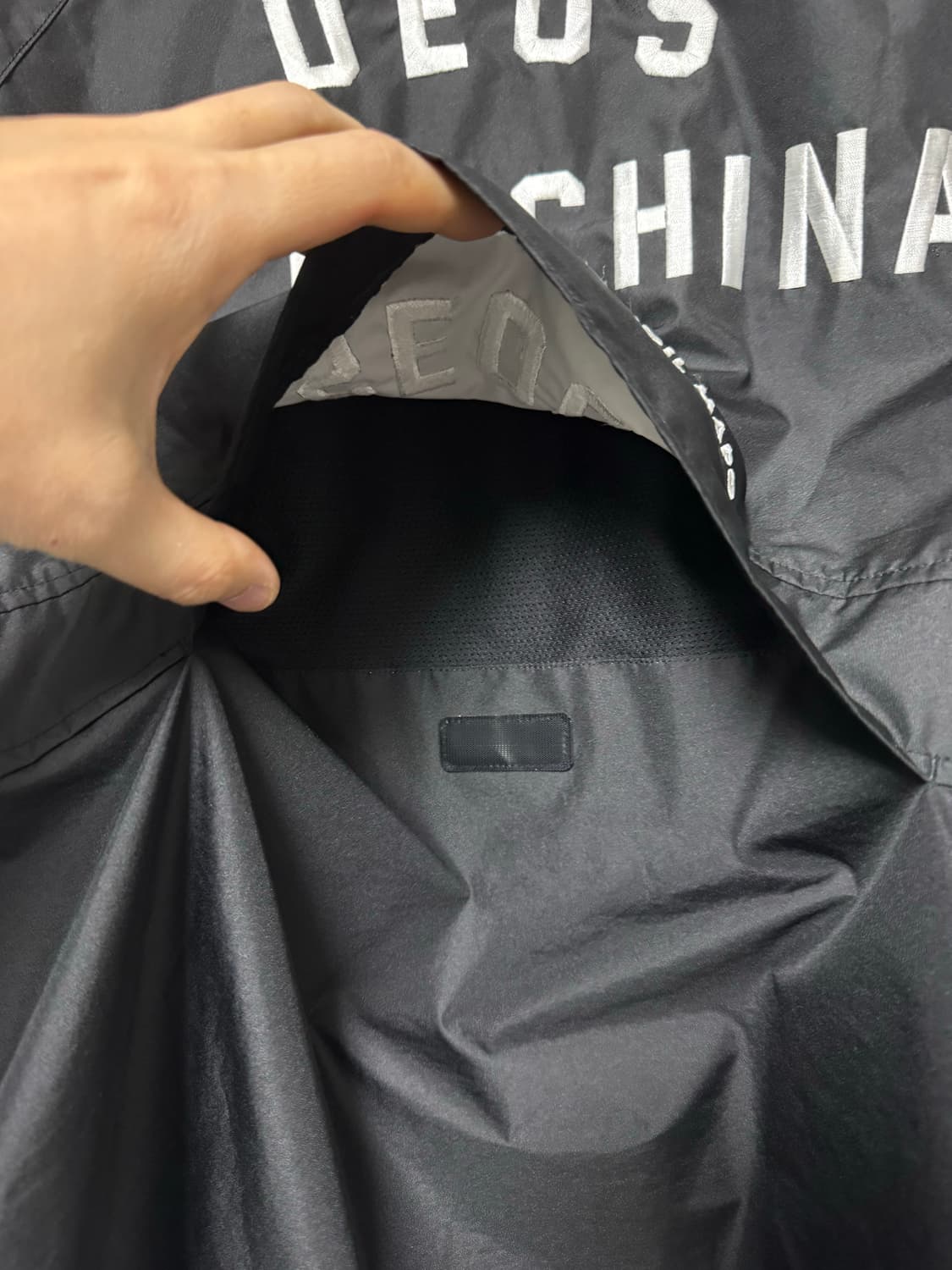 데우스 엑스 마키나 노홍철 바람막이 m 100 사이즈 상품이미지2