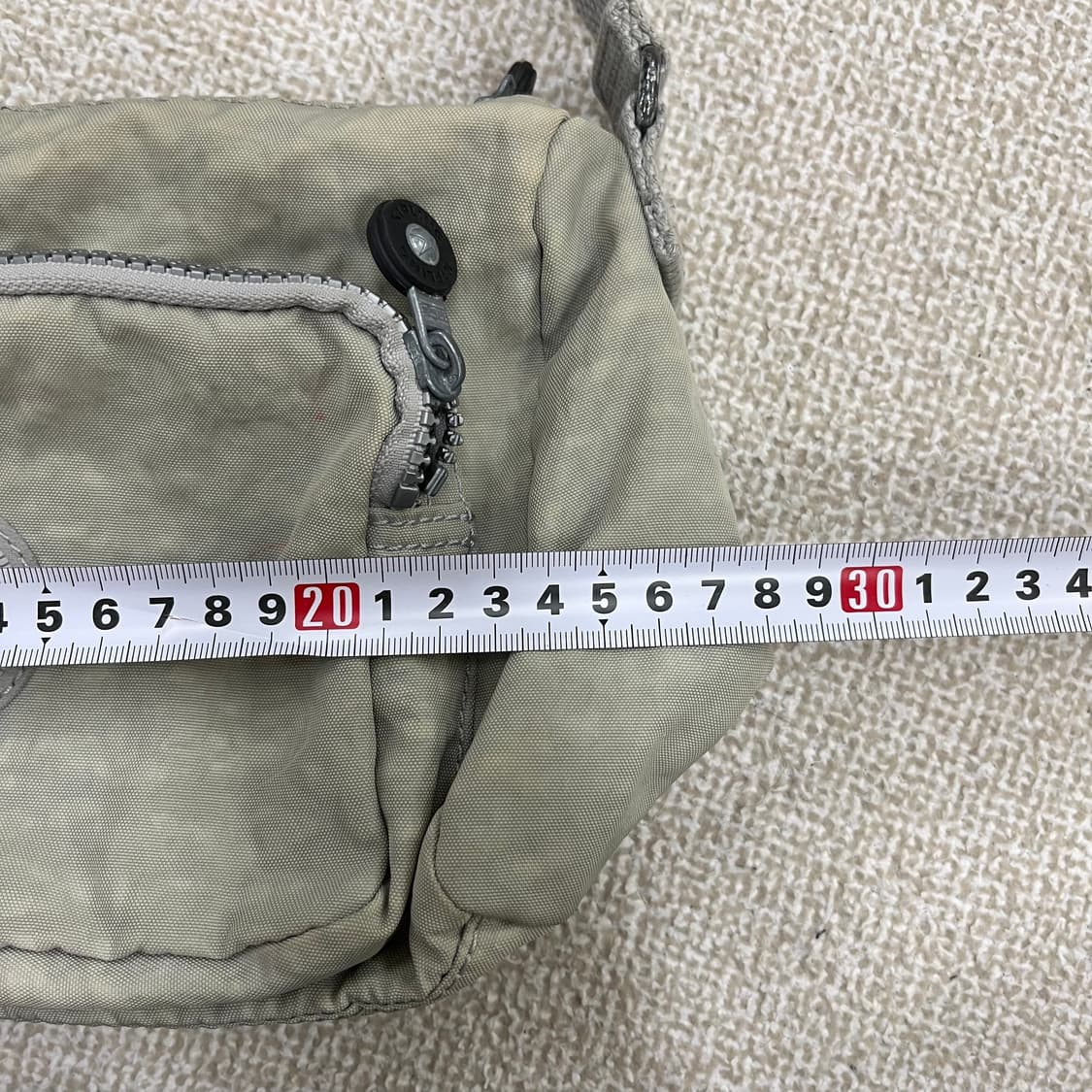 [실측확인] 키플링 나일론 크로스백 가방 0120M1 상품이미지5