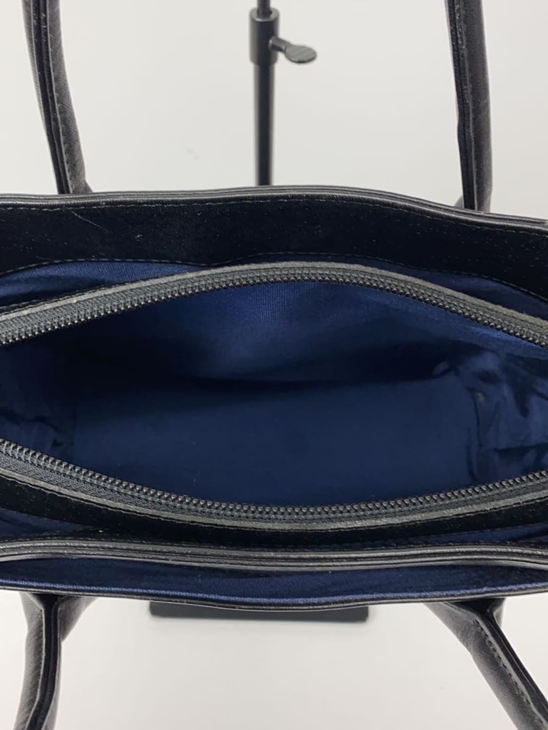 이세이미야케 im product 소가죽 토트백 상품이미지6