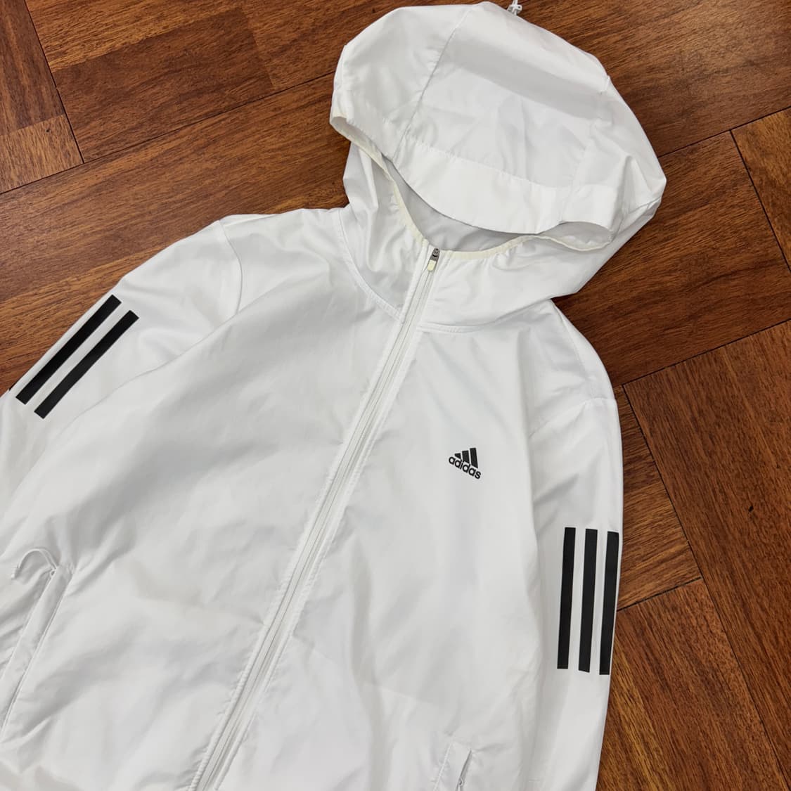 여성용 M 아디다스 오운더런 후드 러닝 윈드브레이커 바람막이  상품이미지3
