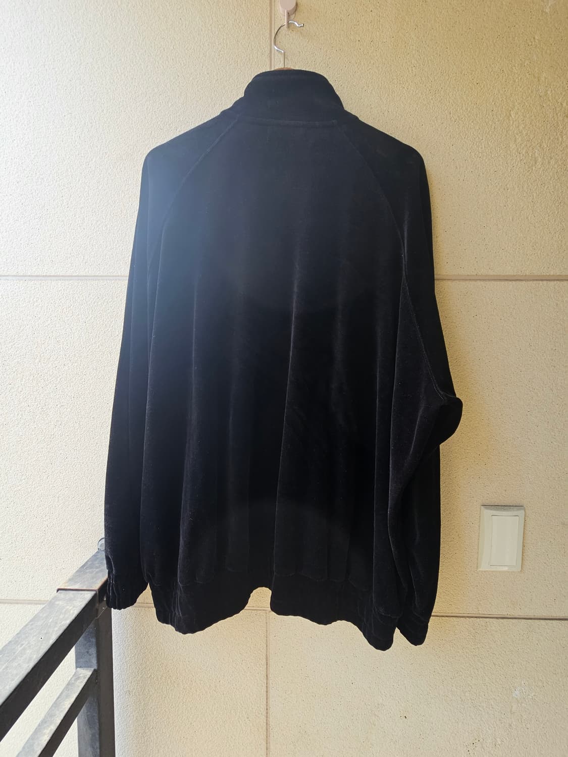 (2) 그라프페이퍼 24AW 컬렉션 벨루아 트랙자켓 상품이미지4