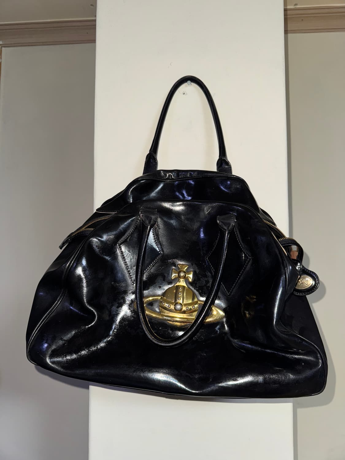 비비안웨스트우드 야스민 레더 토트백 상품이미지1