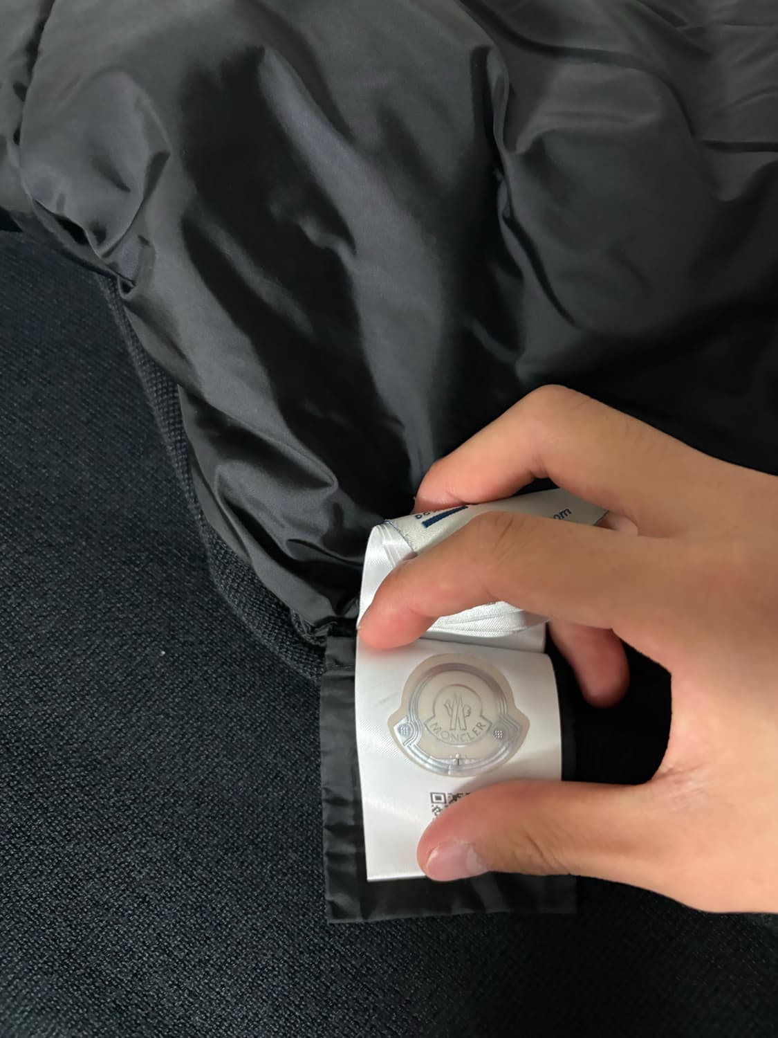 몽클레어 니트패딩 블랙  상품이미지5