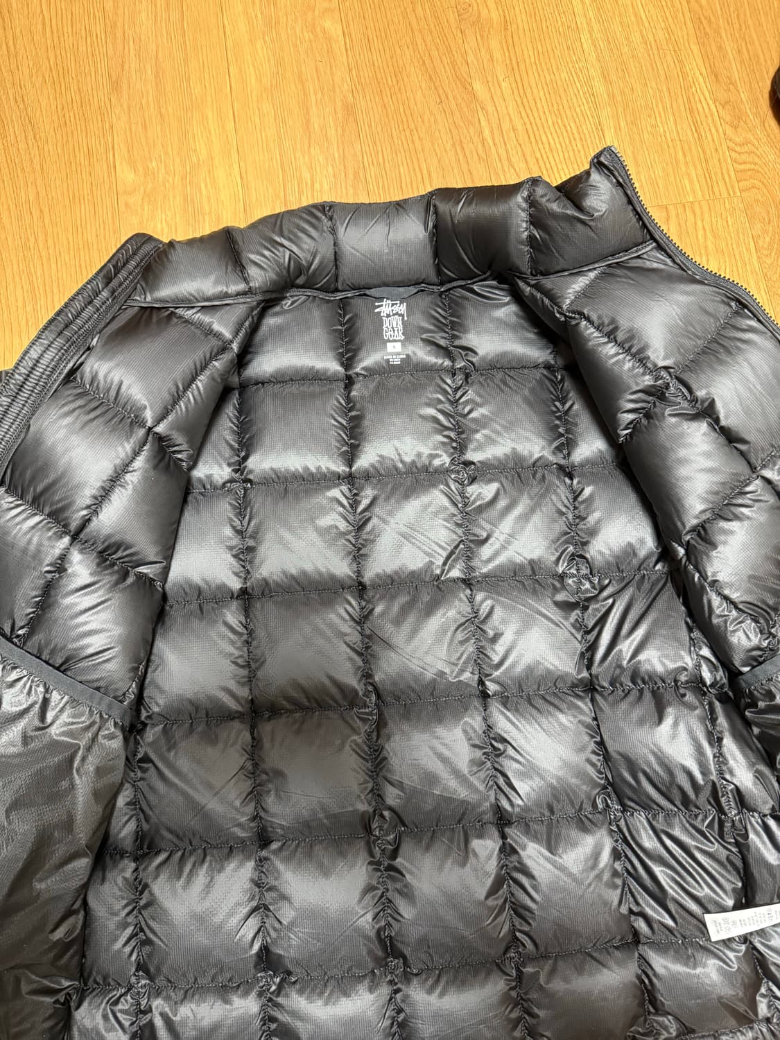 s) 스투시 미드웨이트 25fw 패딩 블랙 상품이미지2