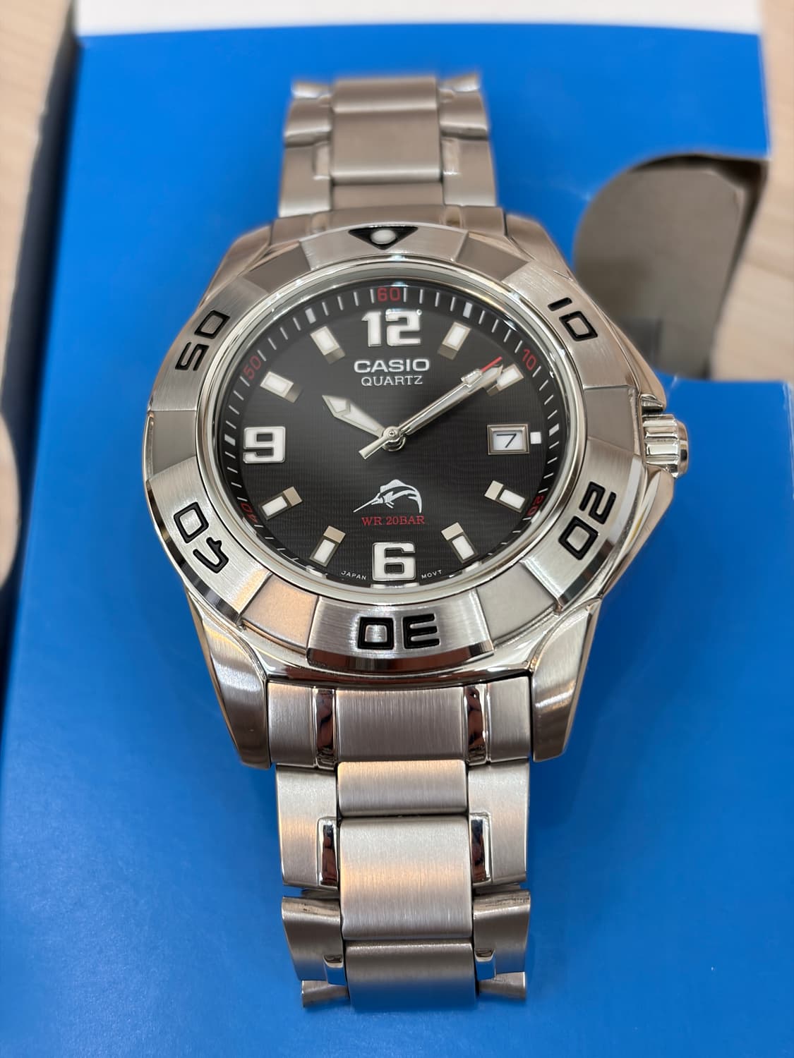 카시오 빈티지 극미품 은새치 MDV-100D-1AFJ 흑새치 다이버 상품이미지4