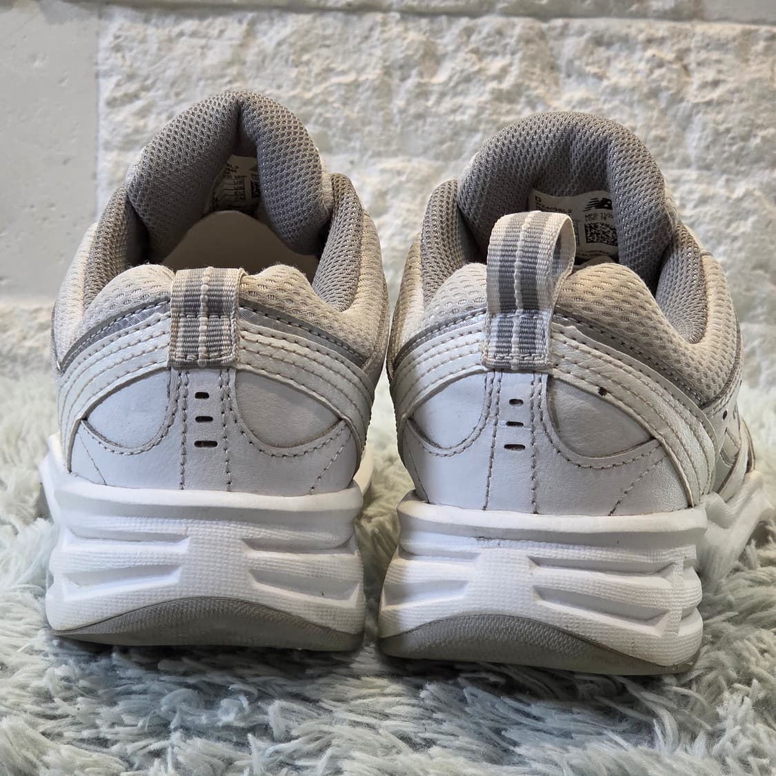 4a-27:뉴발란스 409 v2 화이트 트레이닝화(220) 상품이미지4