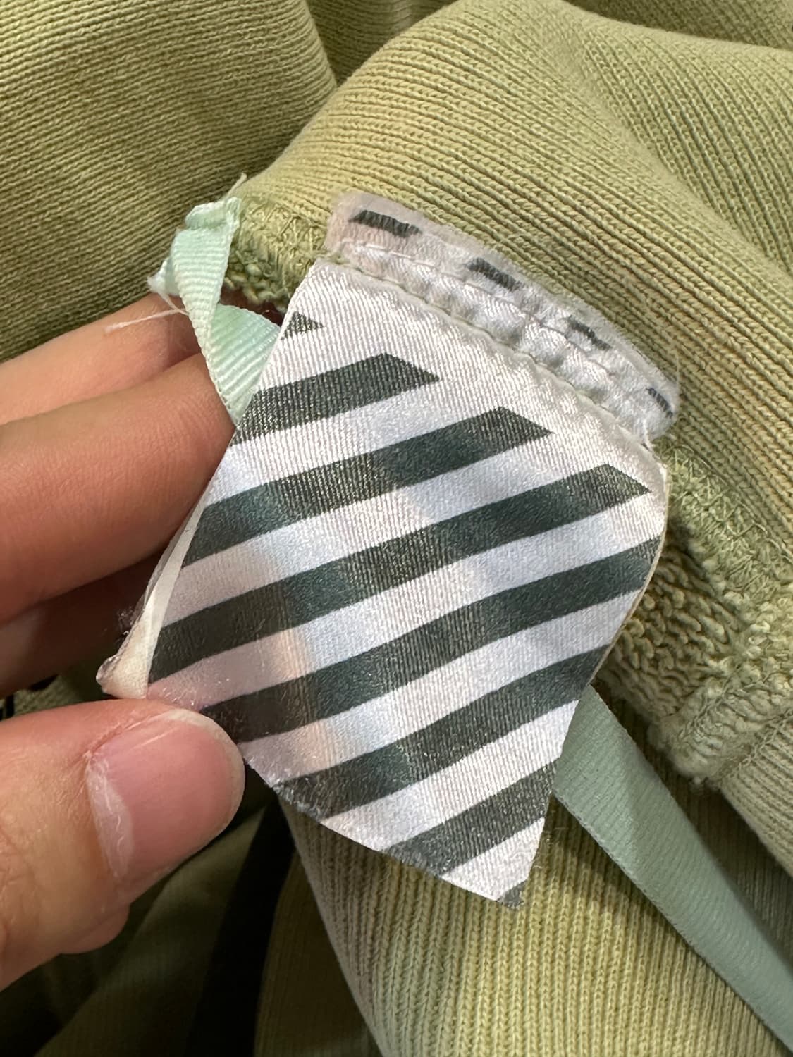 오프화이트 x 챔피언 후디 처분  상품이미지6