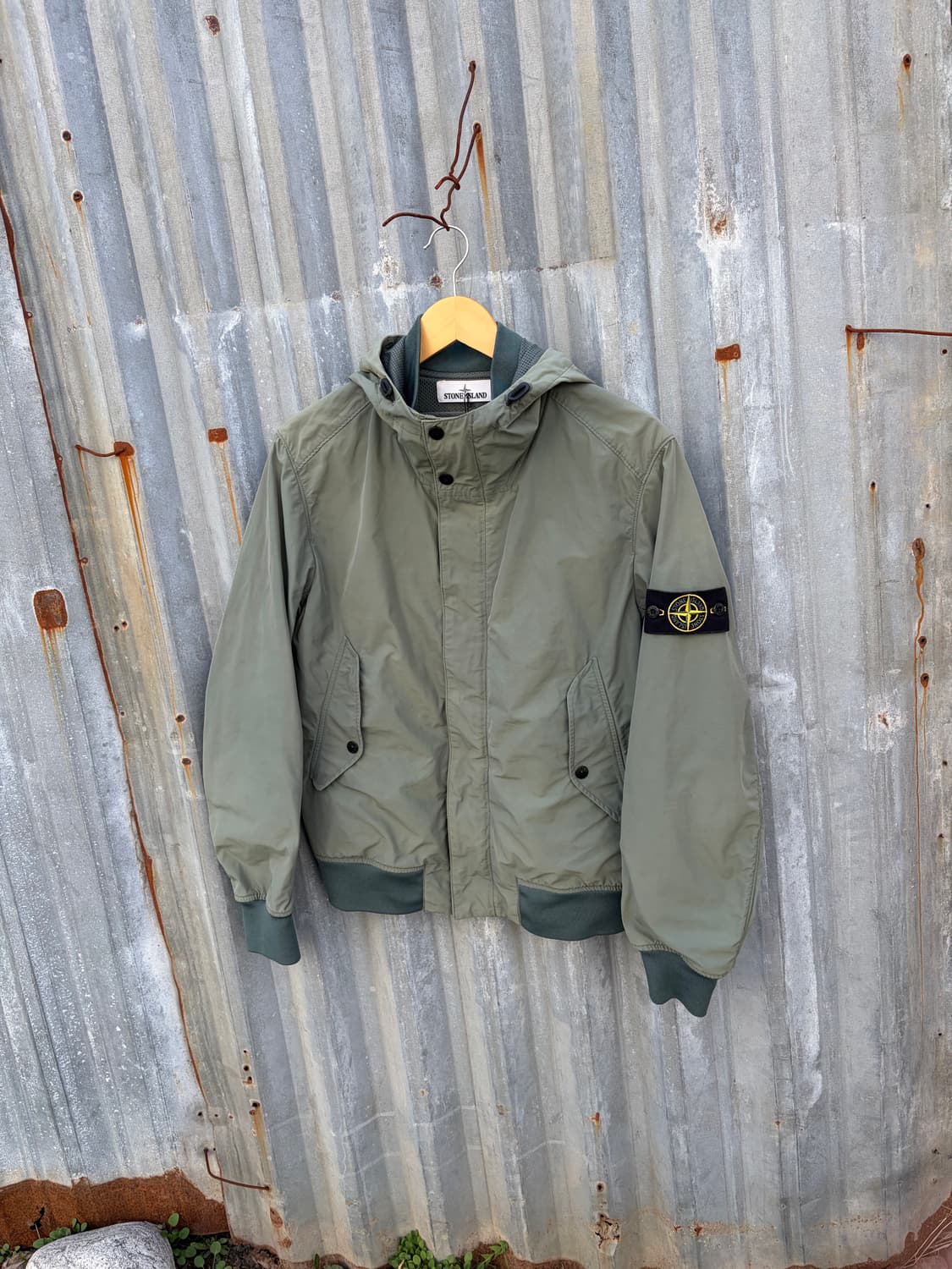 [M] 14s 스톤아일랜드 마이크로 랩스 후드 자켓 카키 그린 D405 상품이미지10