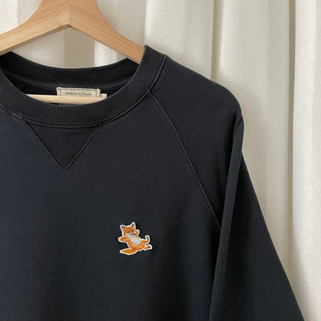 메종키츠네 칠렉스 블랙 맨투맨 상품이미지5