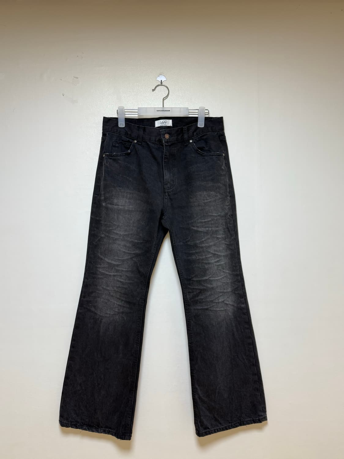 엘무드 슬래시 플레어 데님 워시드 블랙 상품이미지1