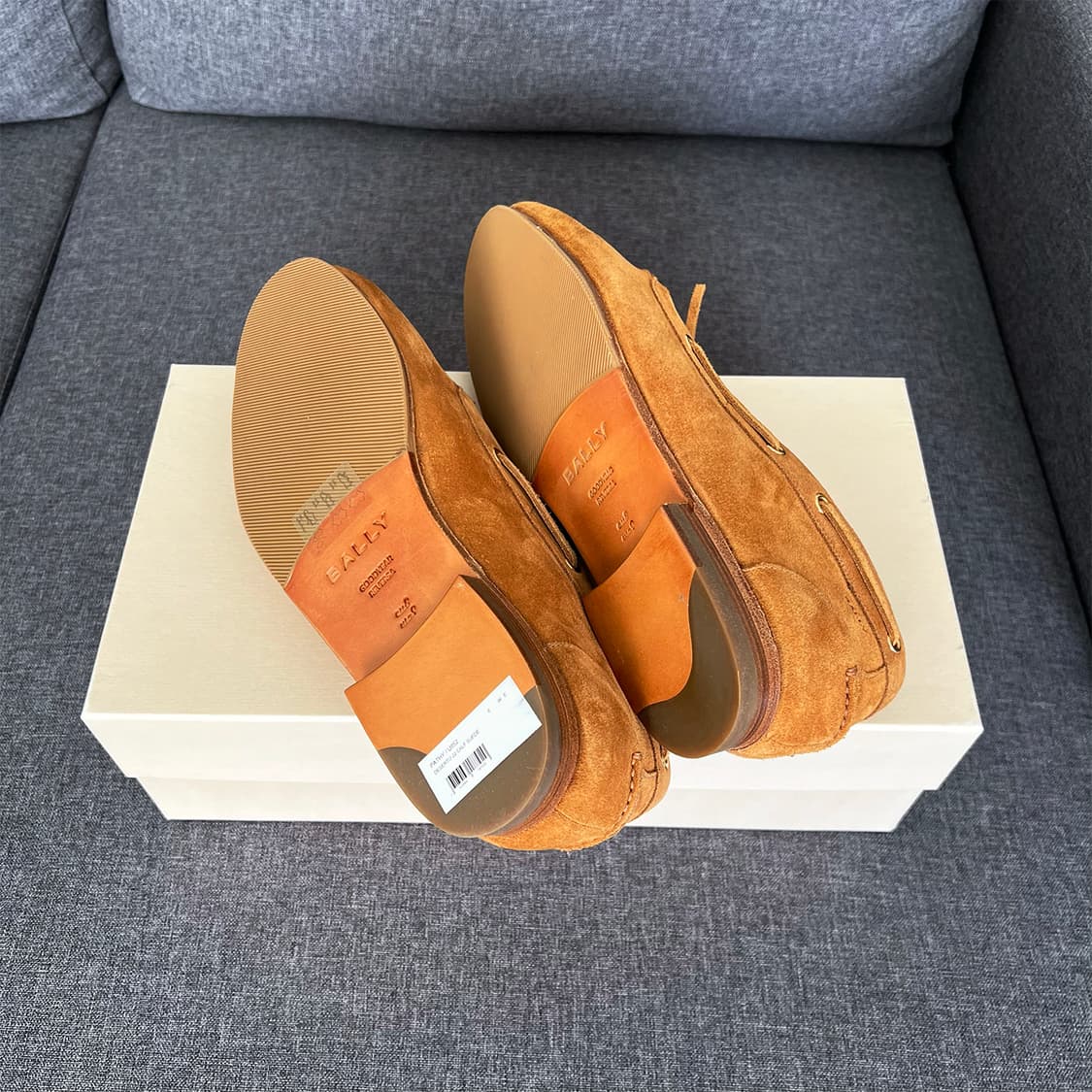 발리 FW24 PATHY 스웨이드 로퍼 상품이미지3