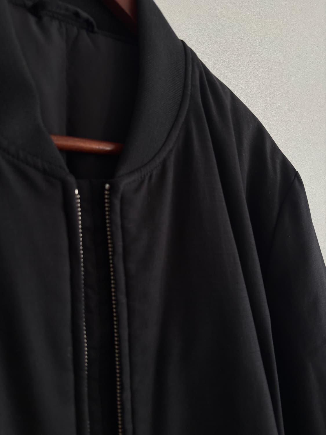 COS 코스 남자 블랙 봄버 패딩 자켓(S) 상품이미지5