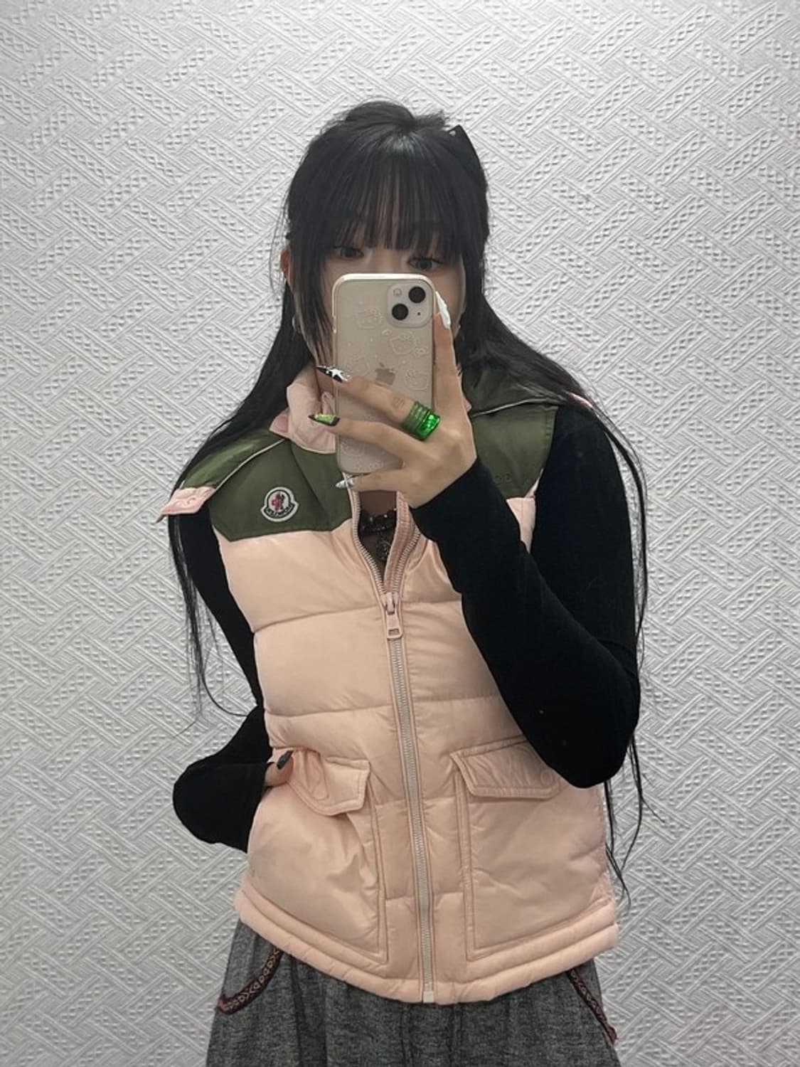 몽클레어 레트로 00's 딸기우유 말차 구스다운 패딩 조끼 C08518 상품이미지1