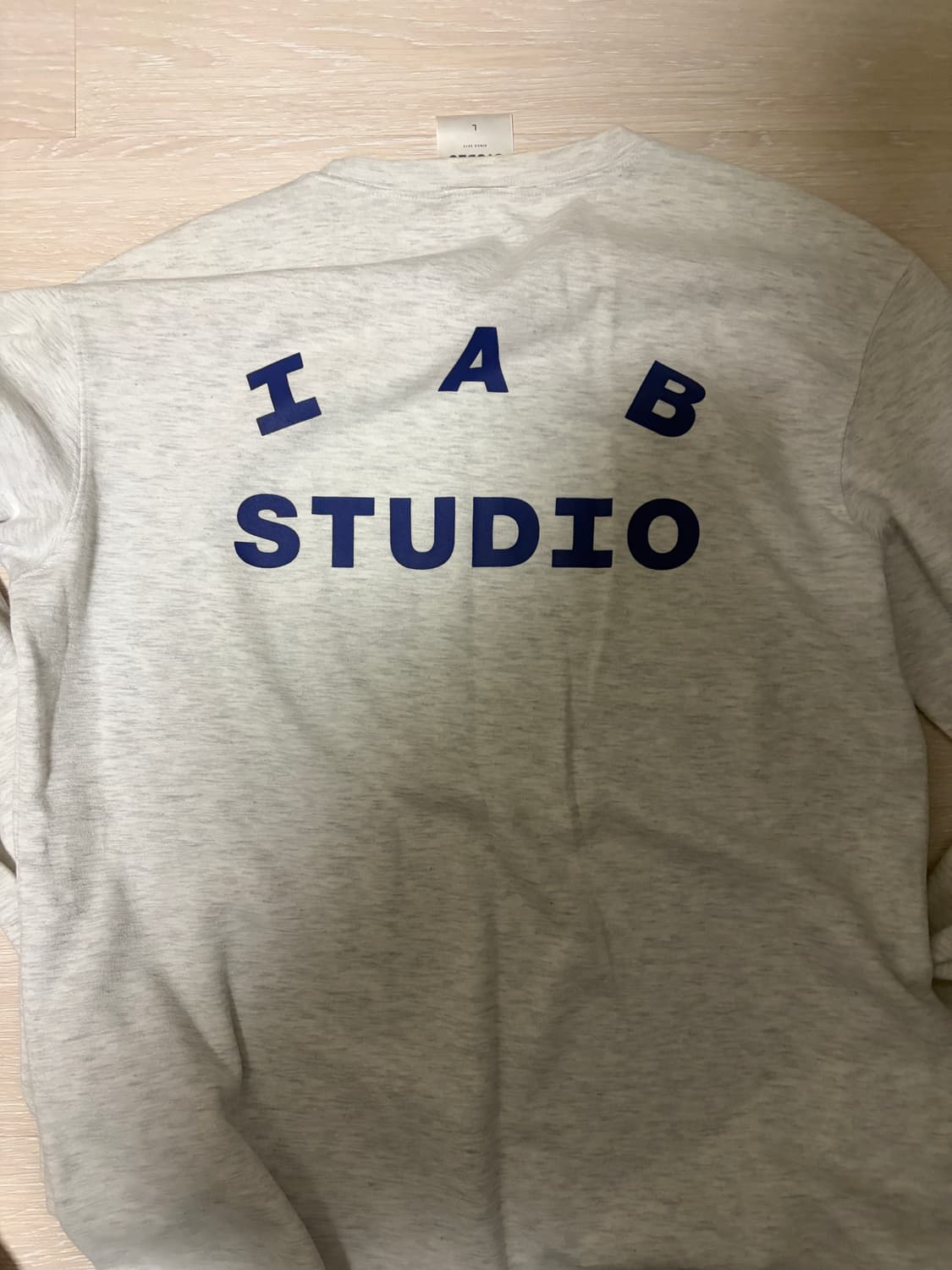 아이앱 스튜디오 롱슬리브 상품이미지2