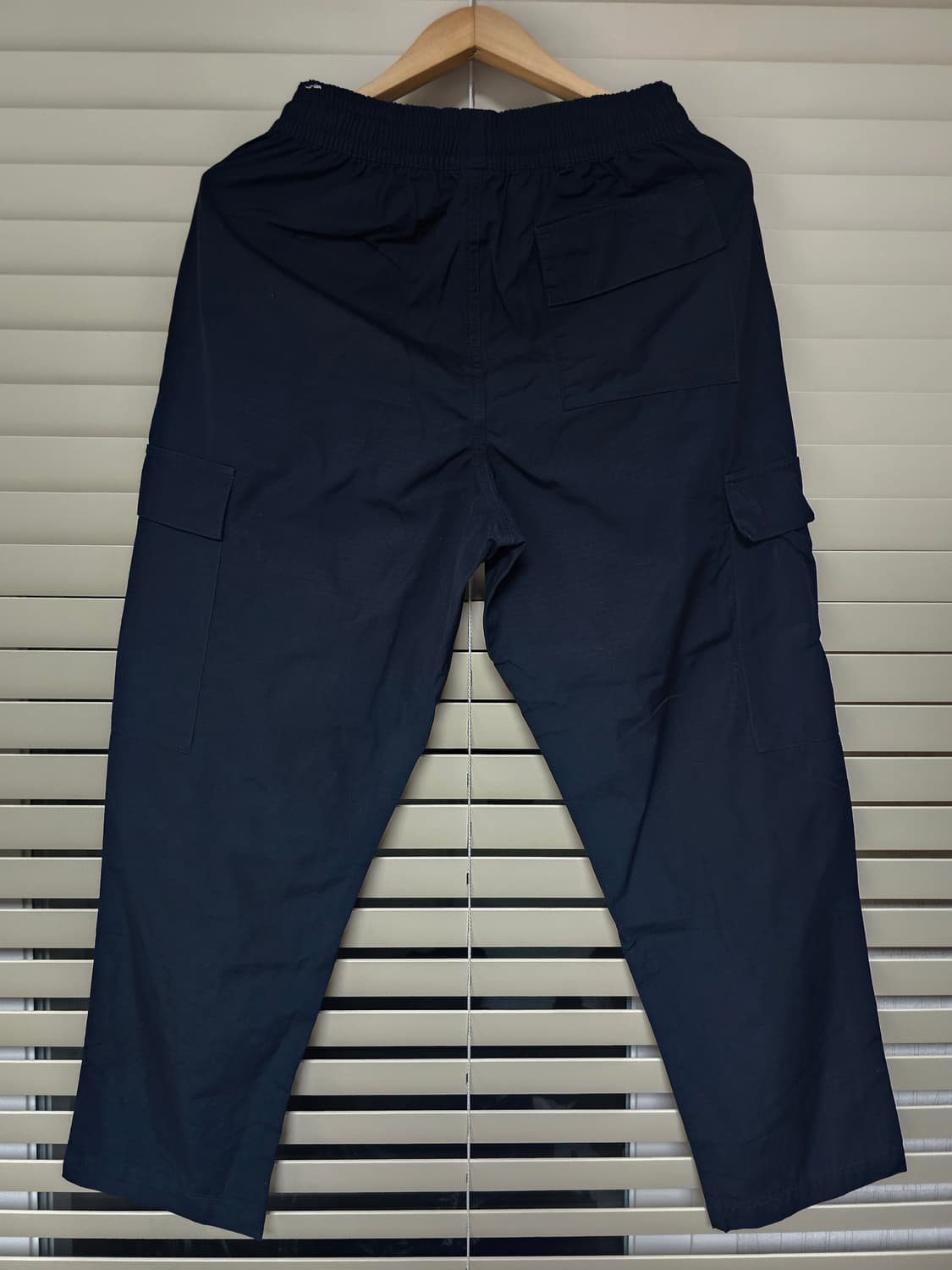 (새상품)나이키 클럽 우븐 카고팬츠 블랙 M 상품이미지3