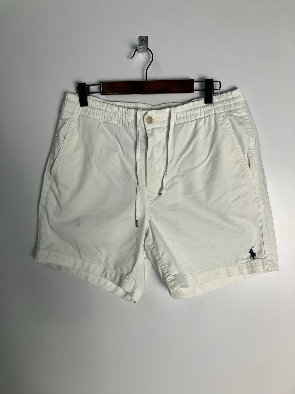 폴로 화이트 반바지 상품이미지1