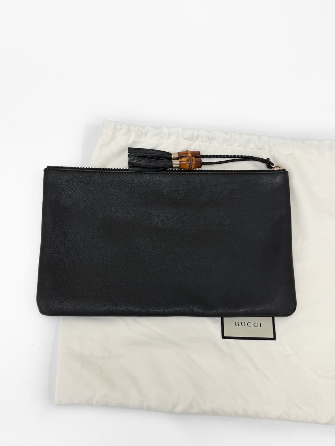 구찌 뱀부 태슬 레더 클러치백 상품이미지3