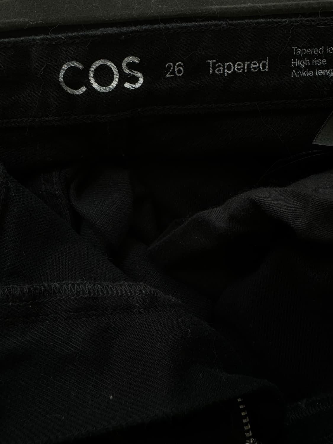 [26] cos 블랙 데님 팬츠 상품이미지3
