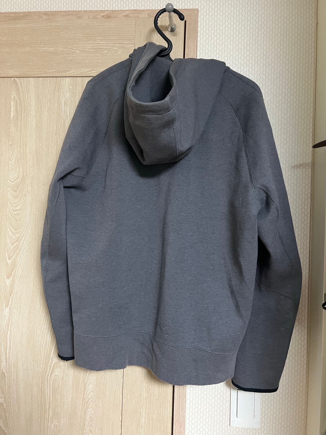 나이키 차콜 테크팩 후드집업 상품이미지2