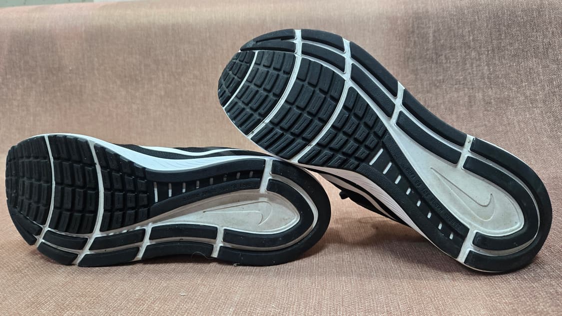 나이키 260mm- 에어 줌 스트럭처 24 운동화  상품이미지6