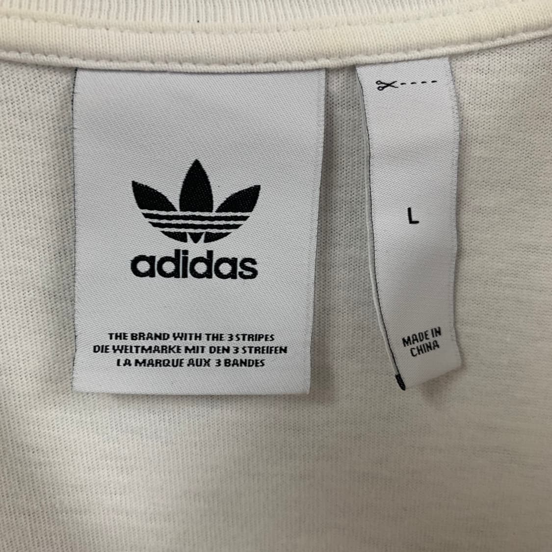 L 아디다스 오리지널 카모 불꽃 프린팅 반팔티 상품이미지5