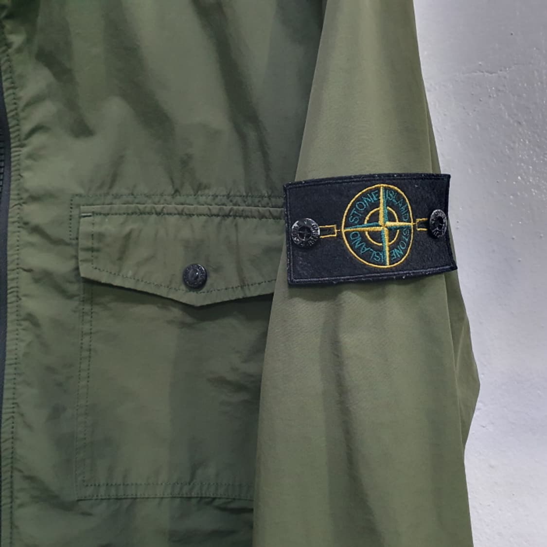 럭셔리 남자 후드바람막이자켓(110) 상품이미지3