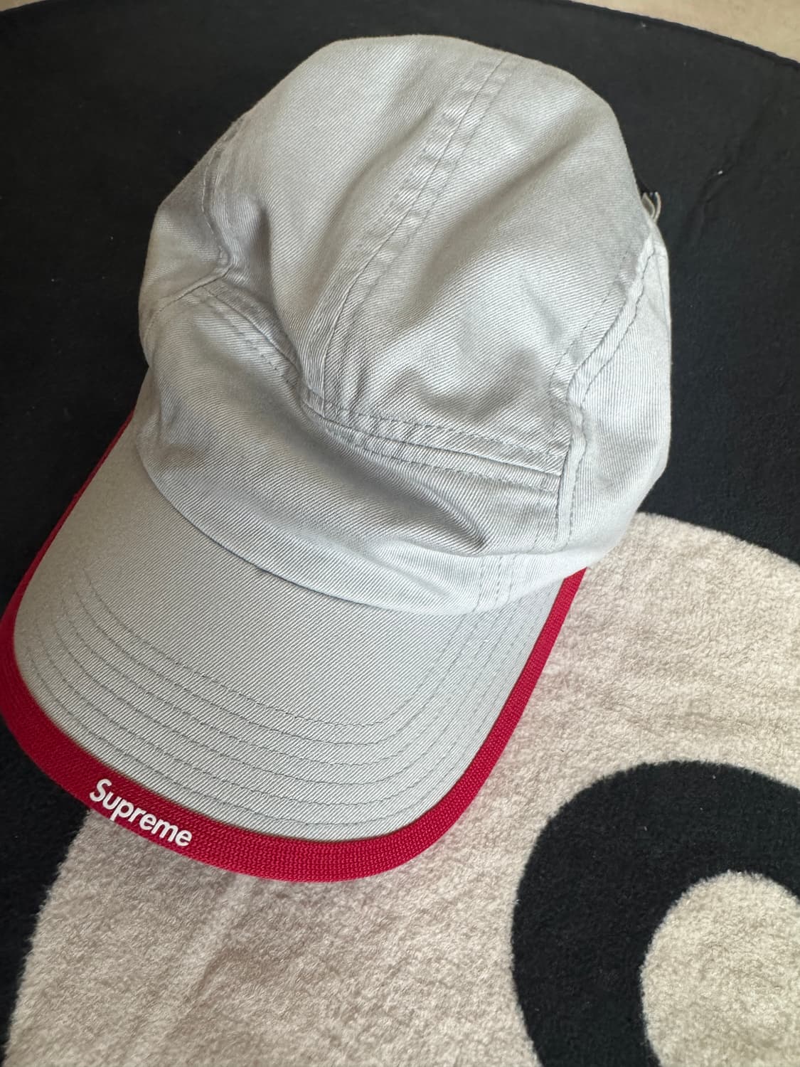 Supreme Visor Logo Camp Cap Light Grey - 상품이미지3