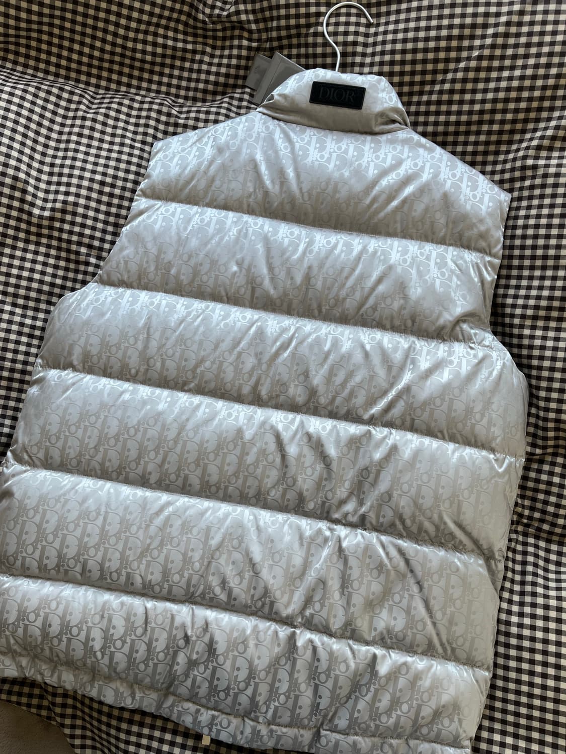 디올 / 패딩 베스트 실버컬러 / 52 상품이미지2