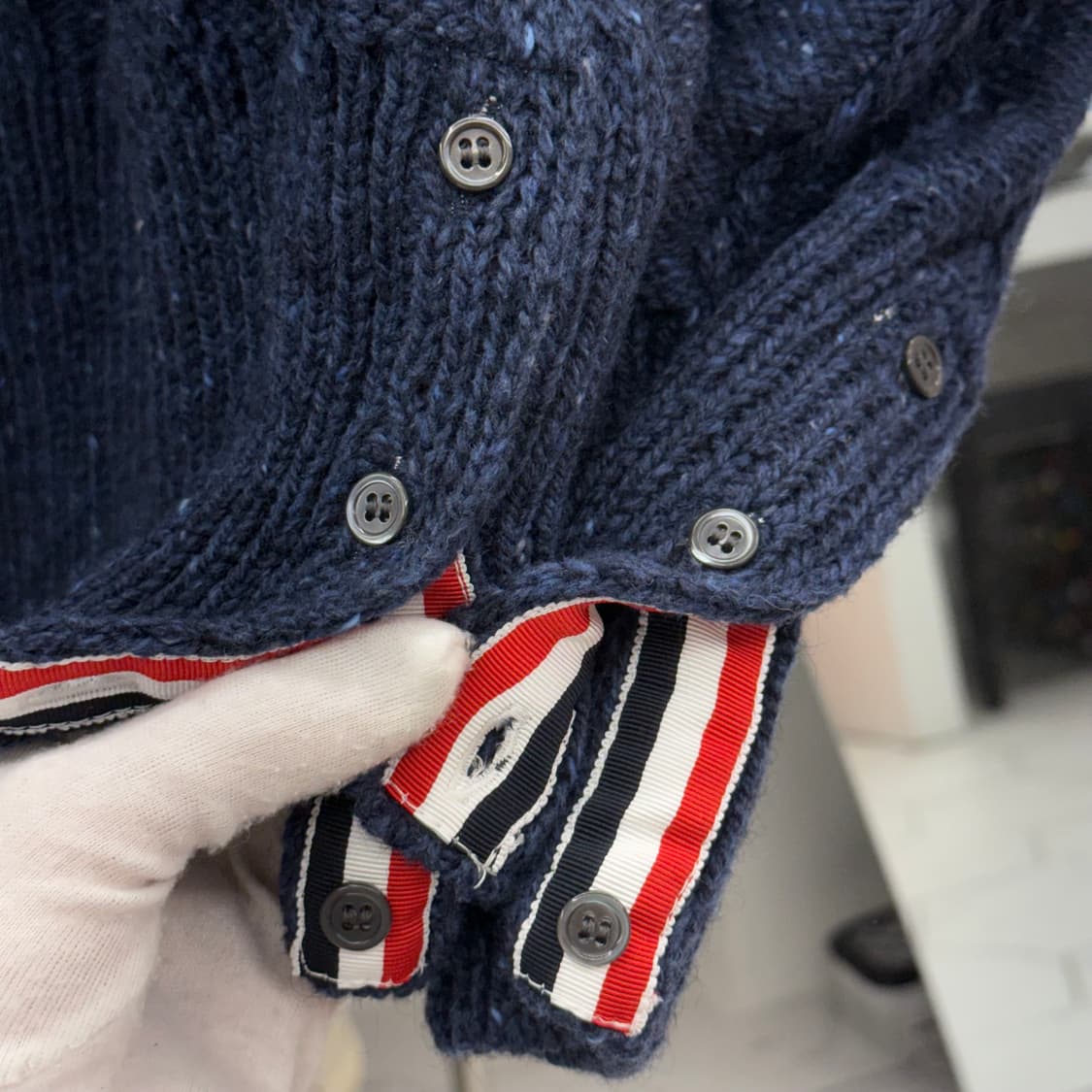 [5] 톰브라운 사선완장 도네갈 케이블 니트 상품이미지5