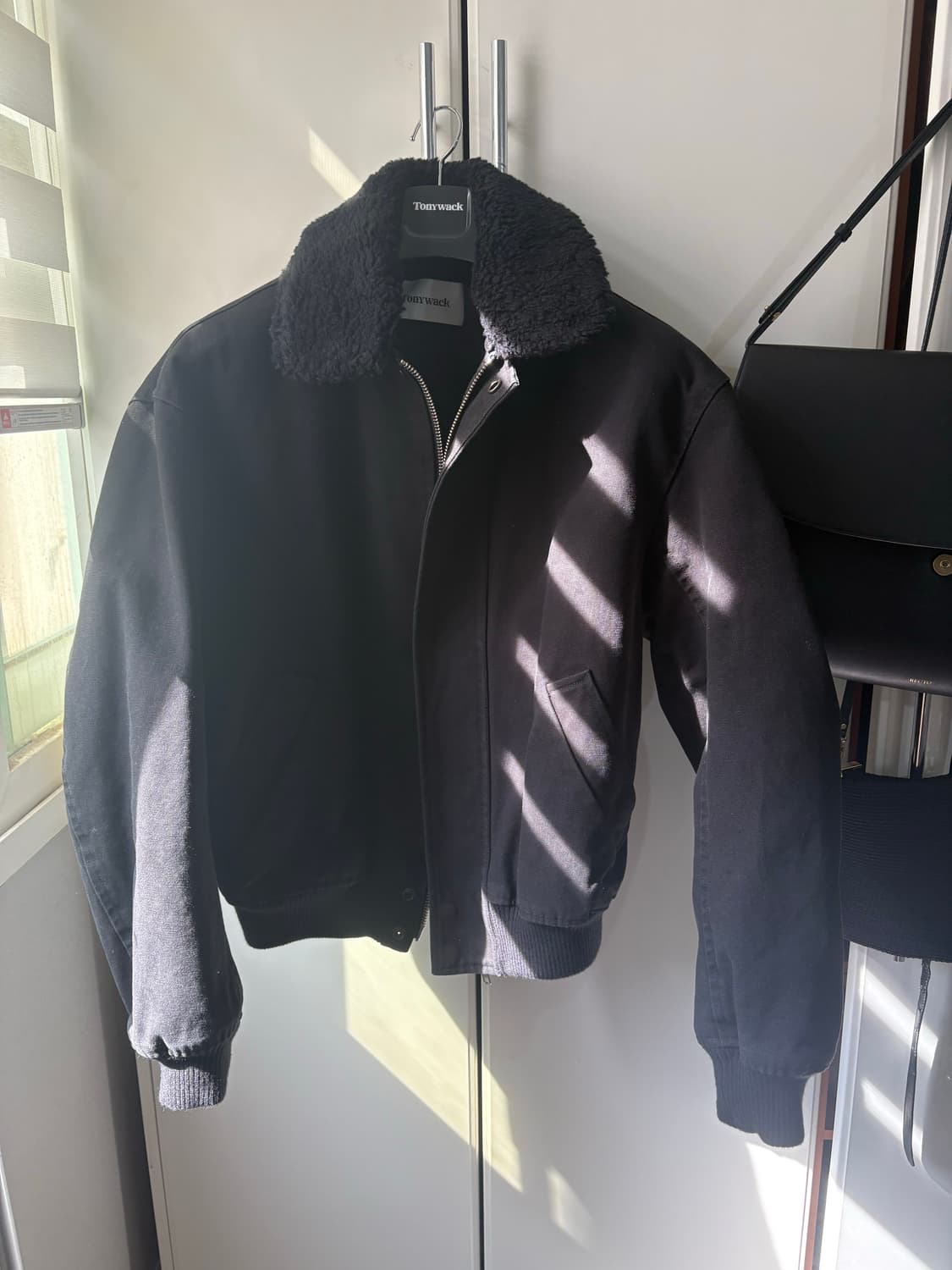 토니웩 워시드 코튼 쉐어링 봄버 M 블랙 상품이미지4