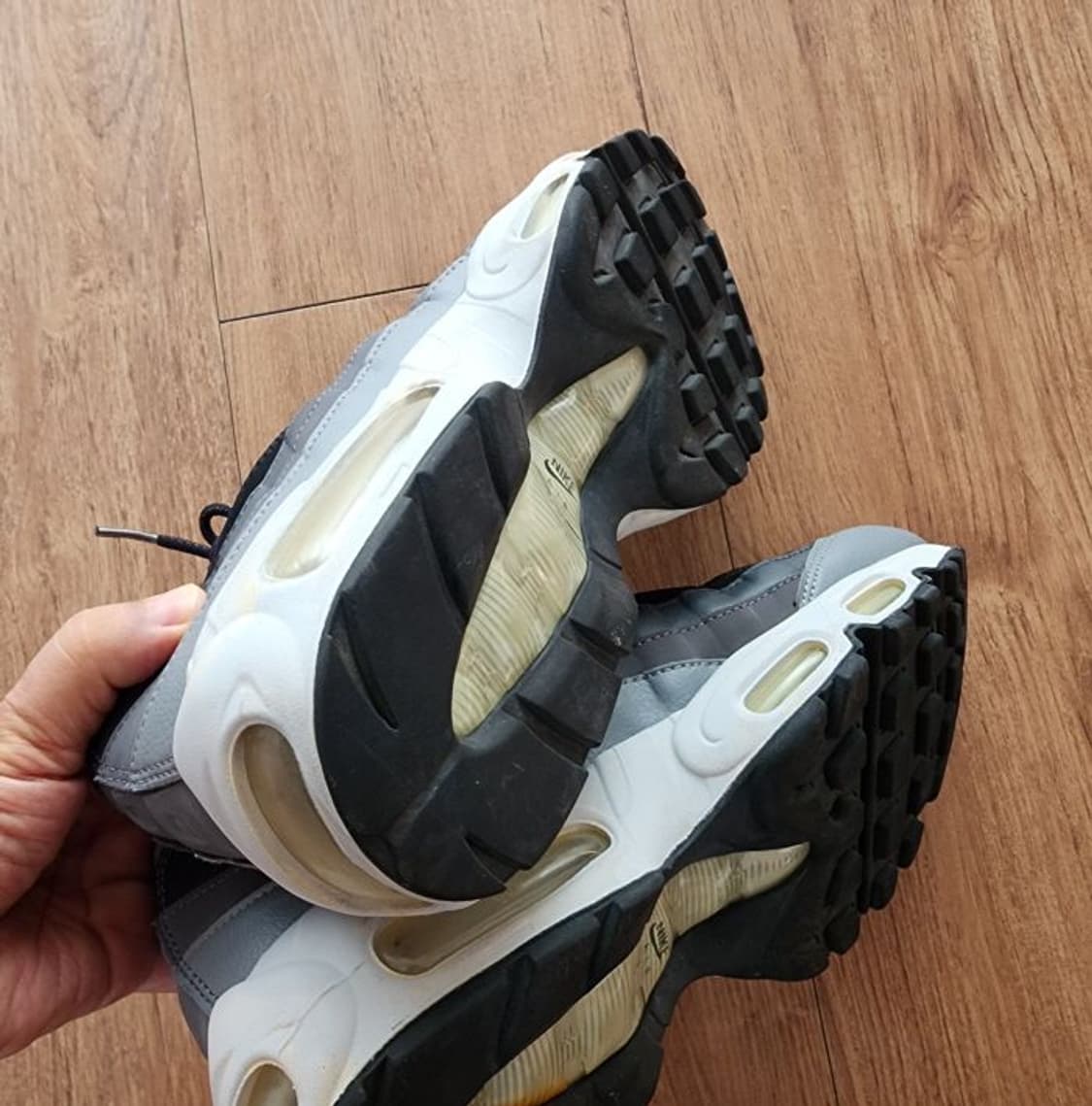 나이키 에어 맥스 95 에센셜 다크그레이 749766-021(280) 상품이미지9