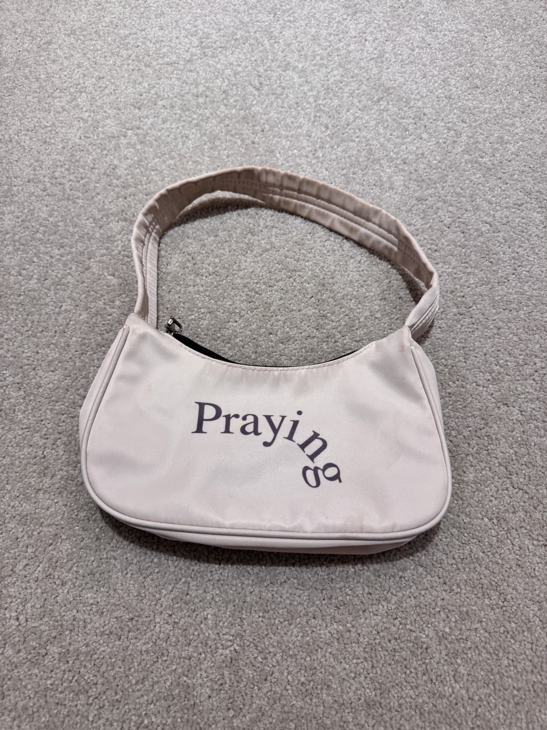 Praying 아이보리 숄더백 상품이미지2