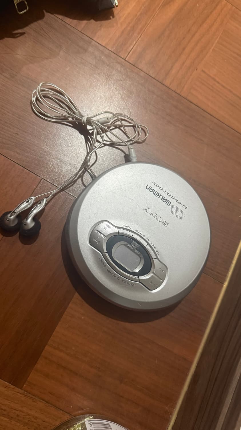 릴리슈수의 모든것 sony 소니 워크맨 cd플레이어 D-E660 상품이미지3