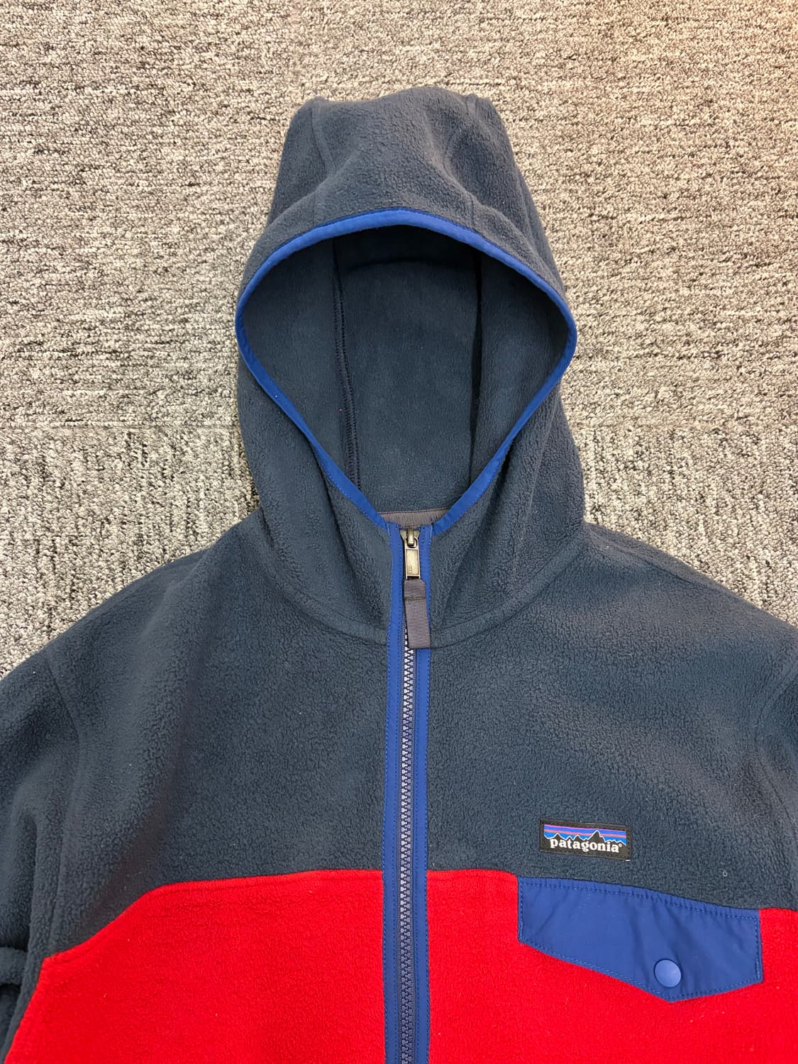 파타고니아 후디드 풀집업 신칠라 상품이미지4
