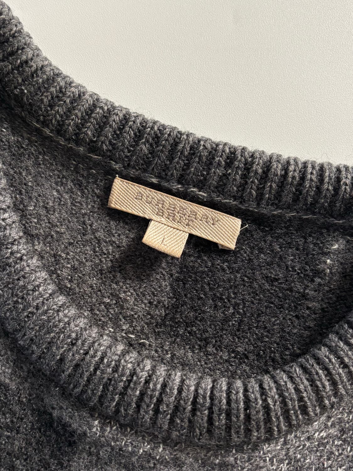 Burberry 버버리 브릿 그레이 체크 울 혼방 니트 상품이미지4