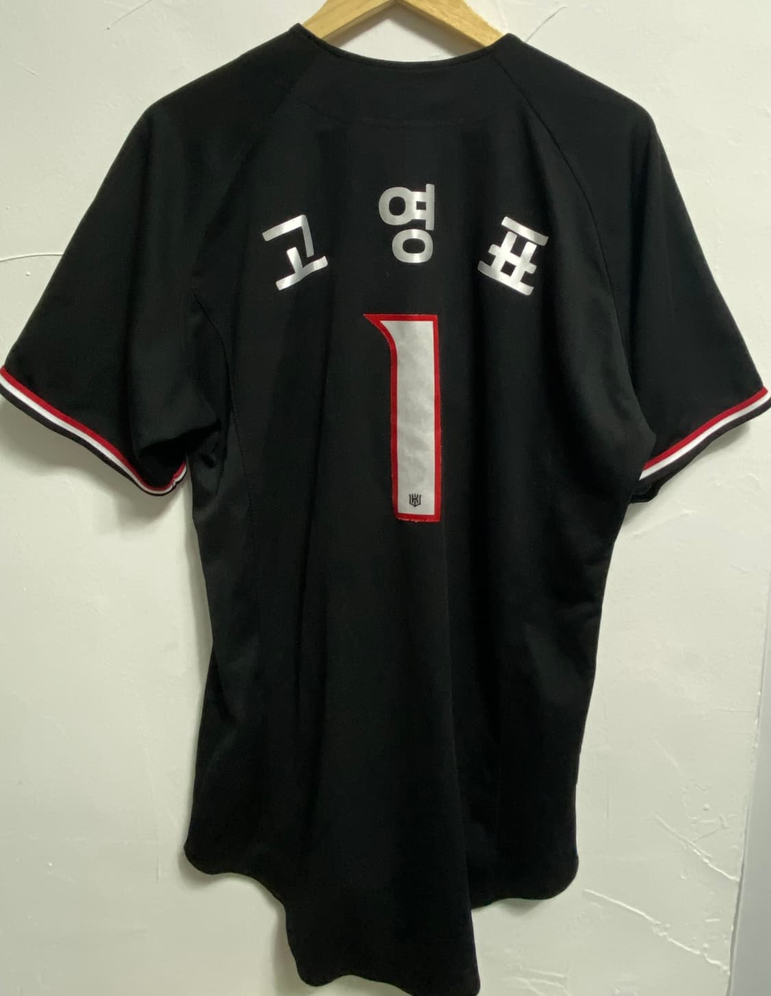 Kt wiz 1번 고영표 원정 유니폼 상품이미지3