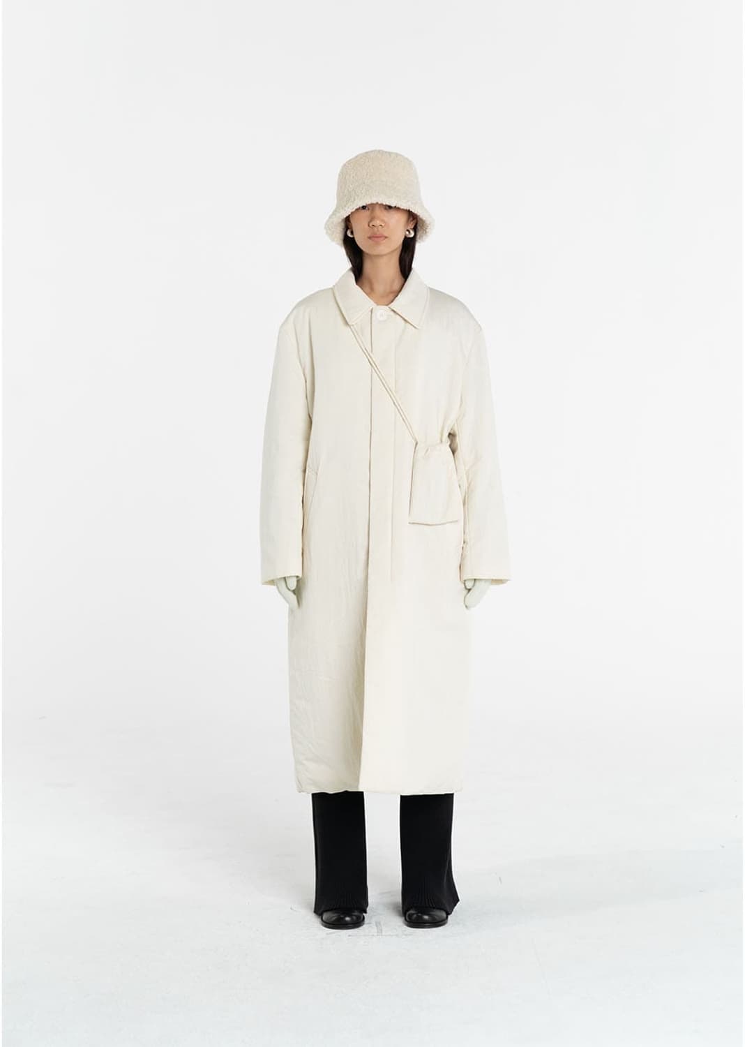 아모멘토 컬리 버킷햇 아이보리 상품이미지1