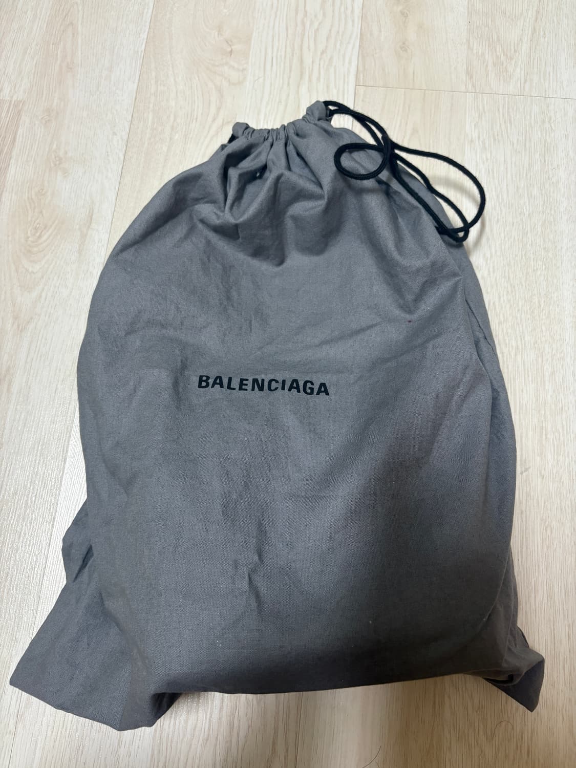 발렌시아가 에브리데이백 xxs 실버 상품이미지2