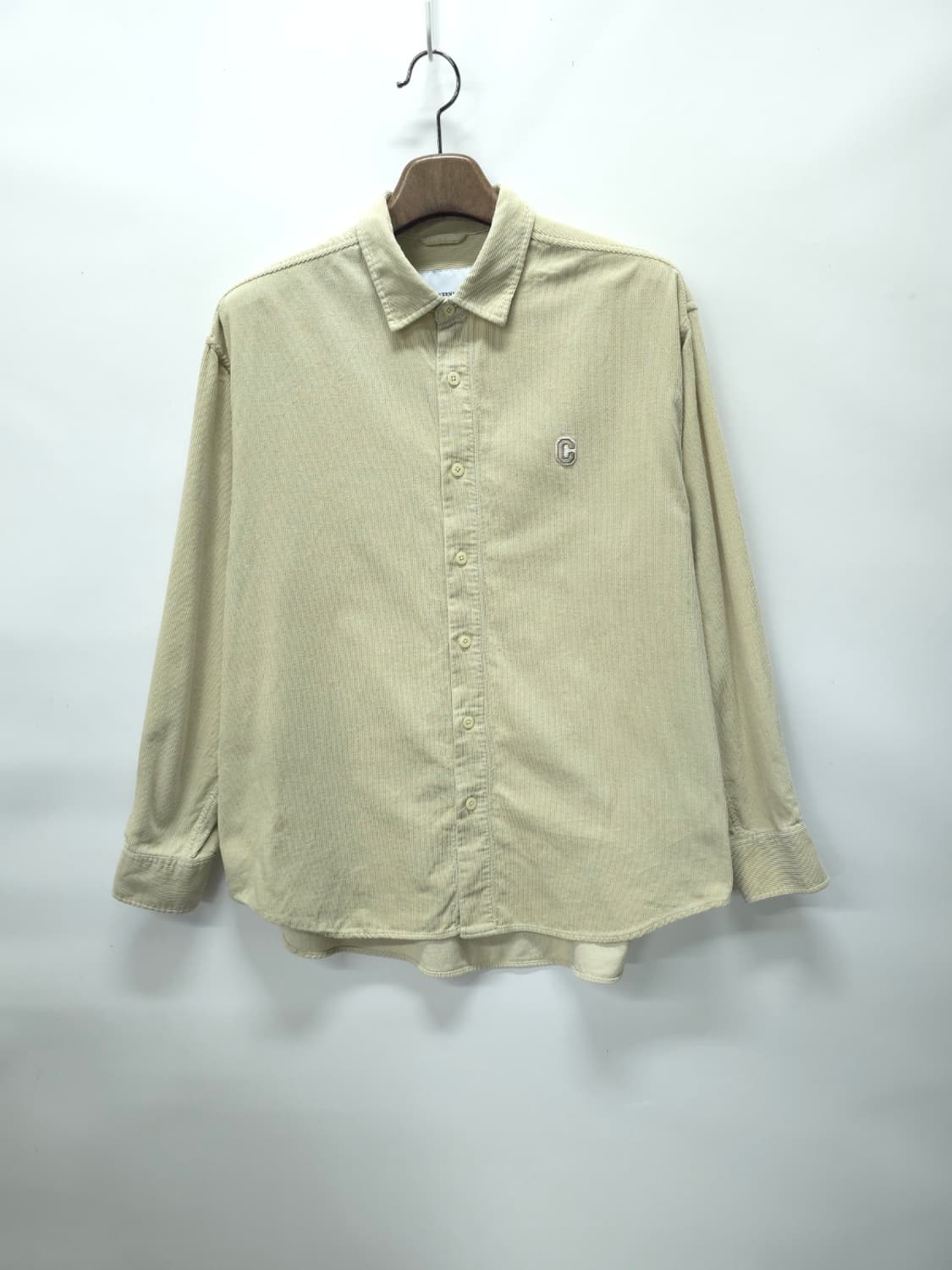 커버낫 C 로고 코듀로이 셔츠 베이지 (L사이즈) 상품이미지1