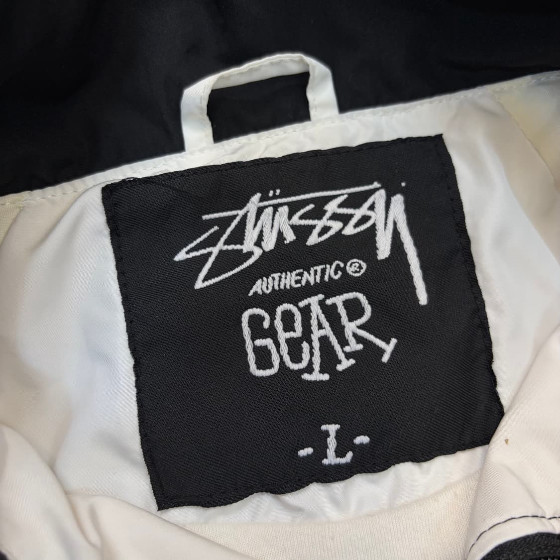 stussy 스투시 우먼스 크롭 바람막이 자켓  상품이미지2
