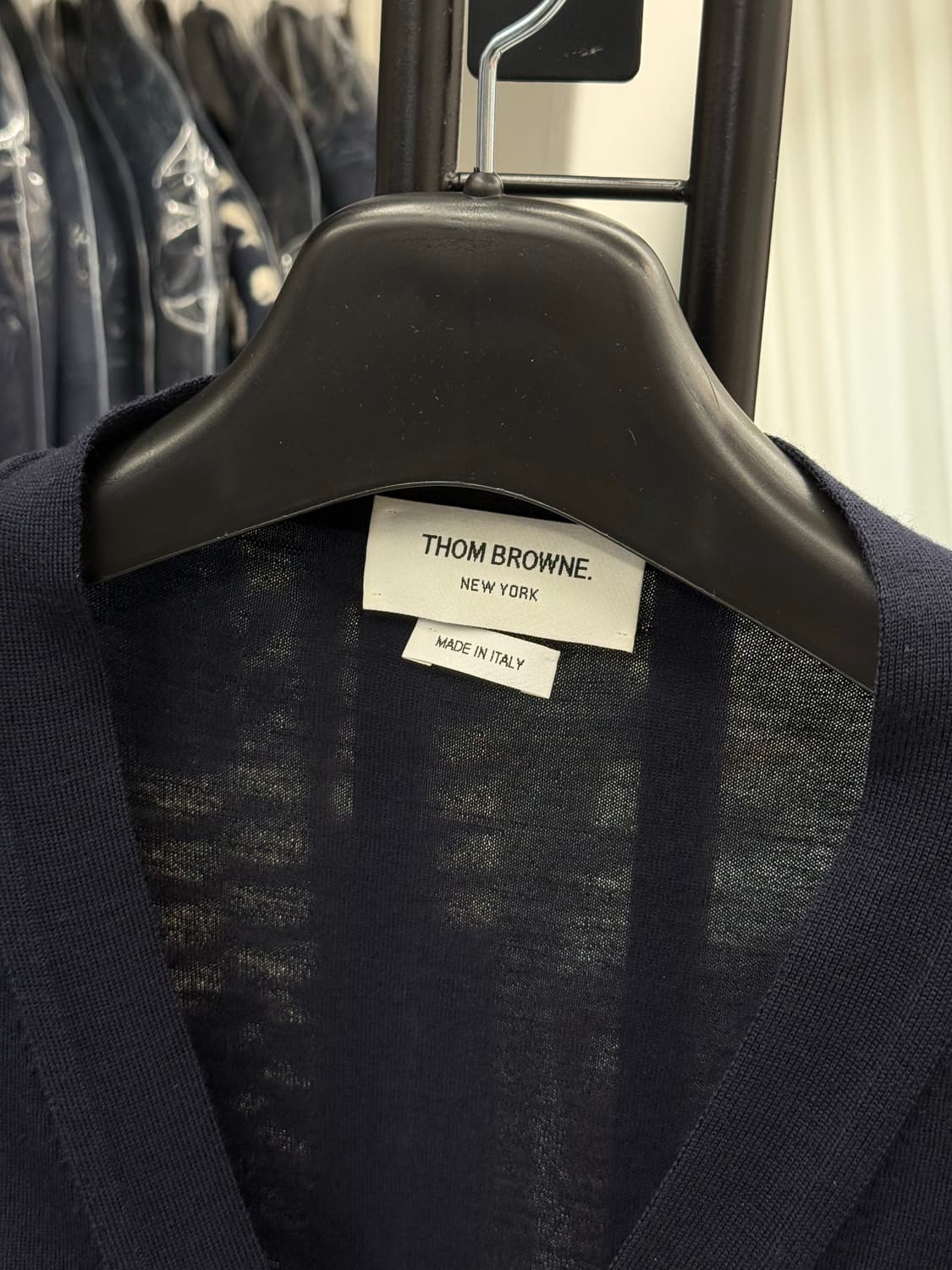 [2] 톰브라운 사선완장 메리노 울 가디건 상품이미지6