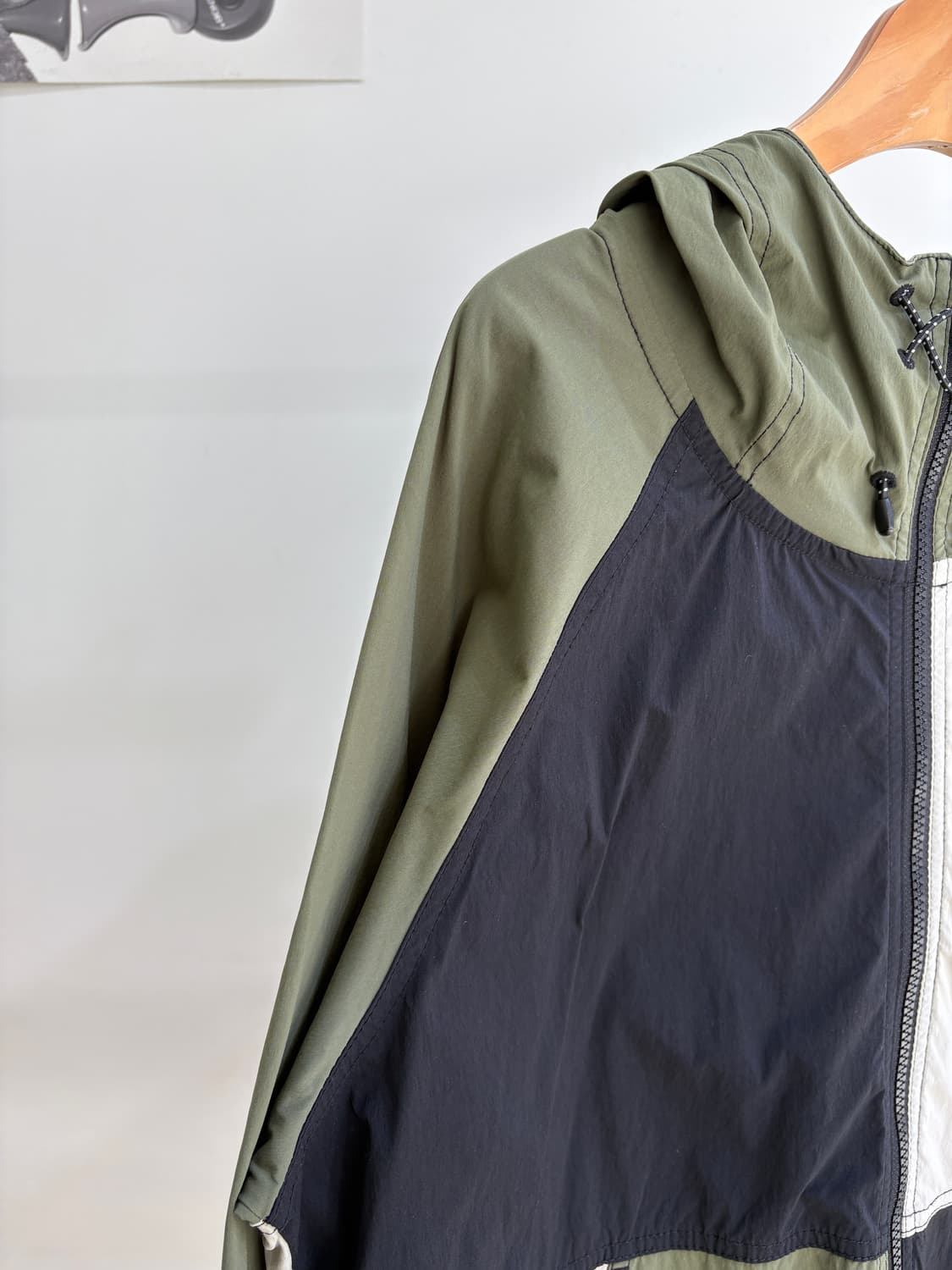 TONE ON TONE 바람막이 상품이미지3