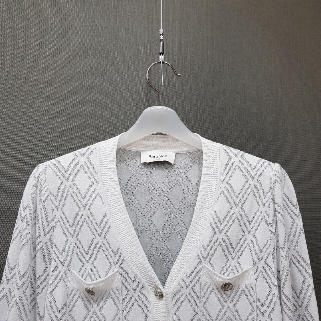 베르니스 2023 다이아 패턴 니트 반팔 가디건 XS사이즈 상품이미지2