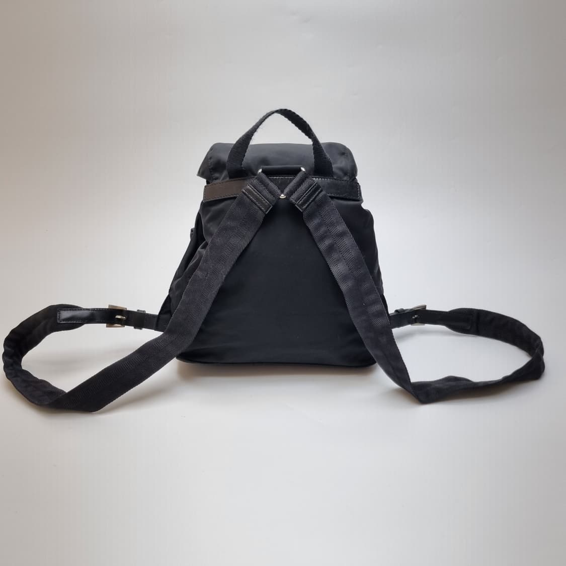 프라다 PRADA 나일론 백팩 스몰 (상급) 상품이미지4