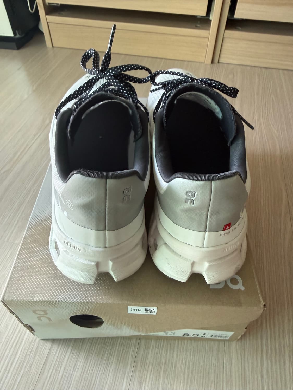 [270] 온 러닝 클라우드몬스터 올 화이트 상품이미지5