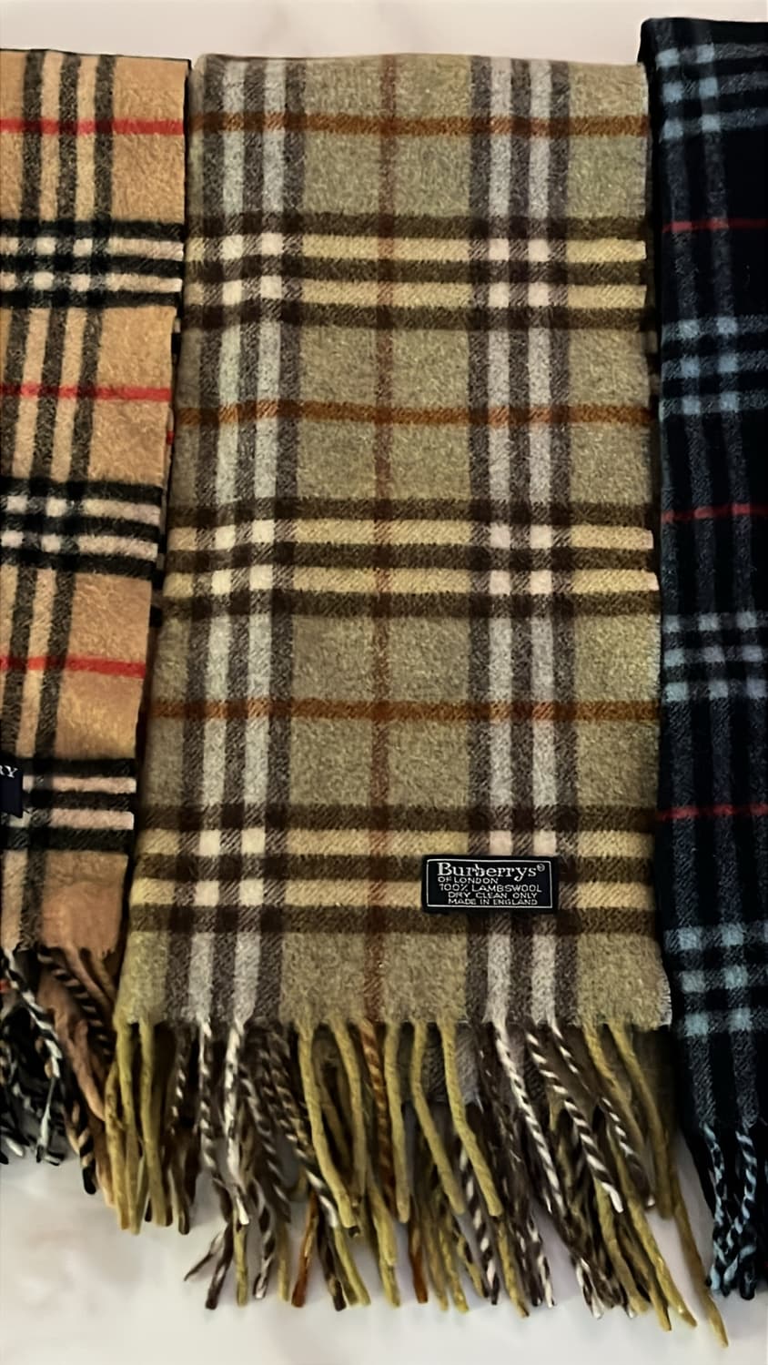 버버리 체크 카키 머플러  상품이미지1