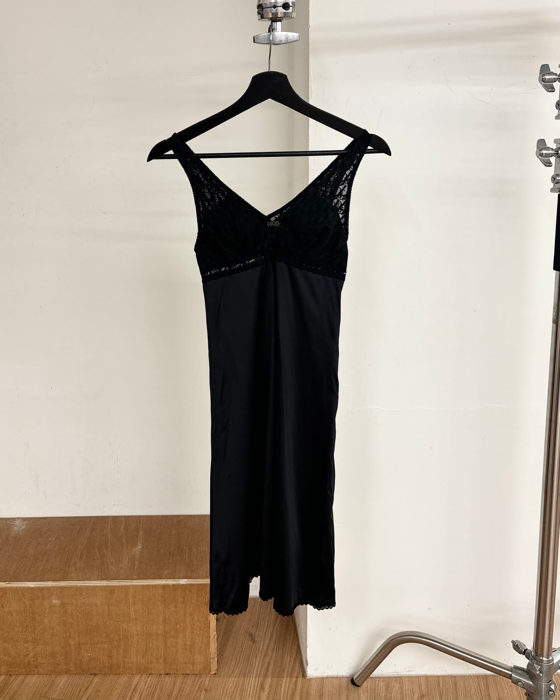 디올 블랙 레이스 슬립 드레스 상품이미지1