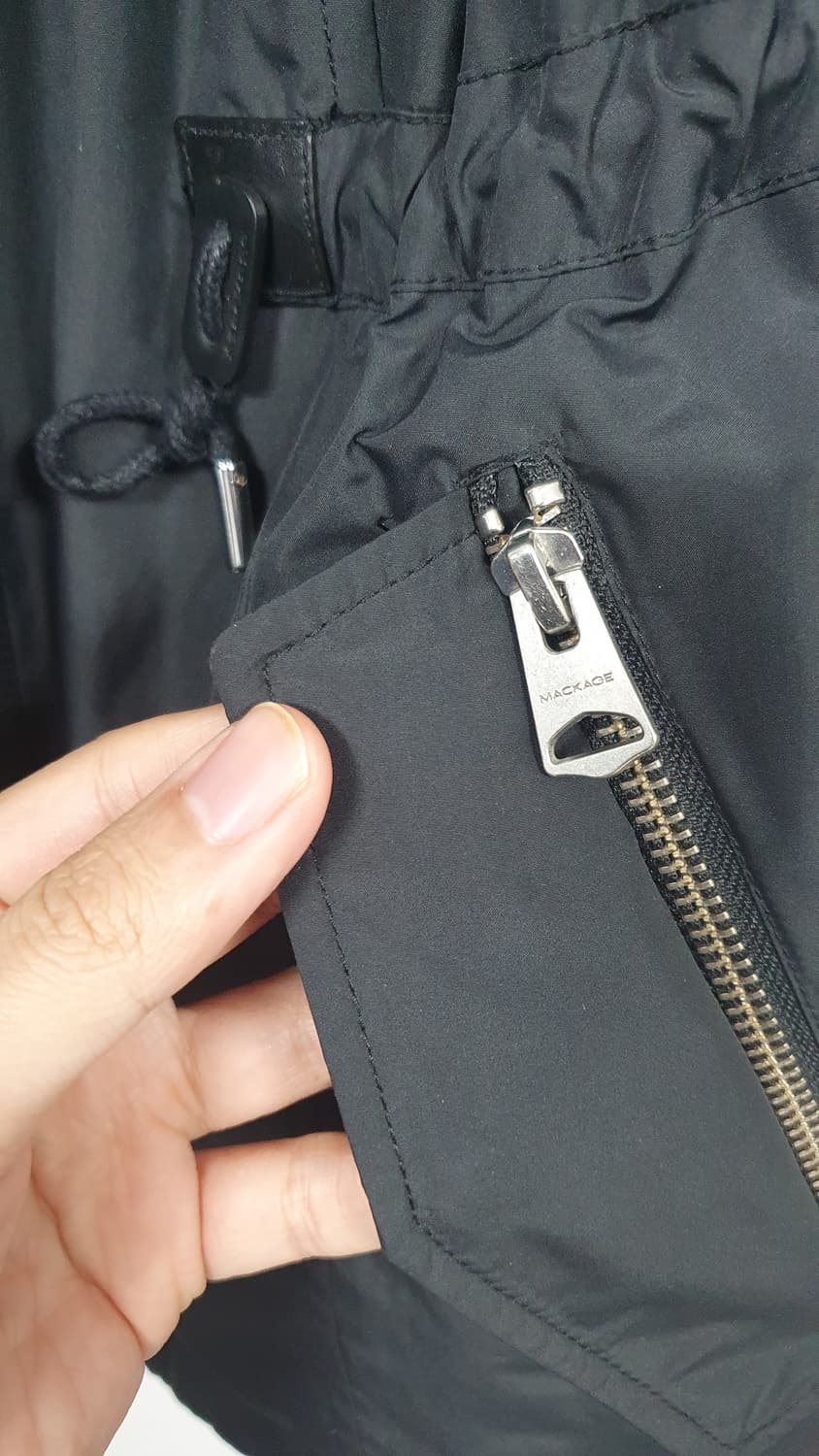 MACKAGE 맥카지 블랙 더블집업 상품이미지5