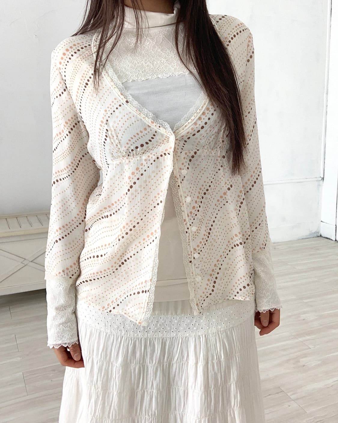 Soft Beige Polka Dot Cardigan 상품이미지6