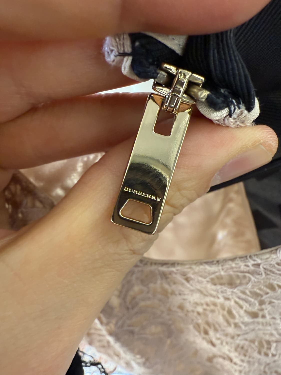 버버리 런던 정품 레이스 상의 UK2 상품이미지5